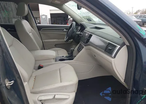 2021 Volkswagen Atlas 3.6L V6 Se W/Technology R-Line from USA, damaged, VIN 1V2PR2CA2MC532213